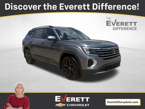 Used 2024 Volkswagen Atlas SE FWD image 1