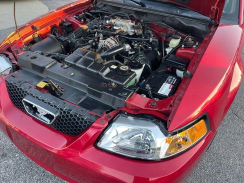 Used 2000 Ford Mustang GT RWD image 41