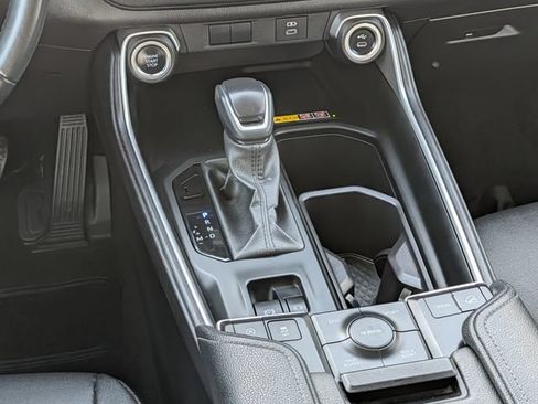 Used 2025 Toyota Grand Highlander AWD image 14