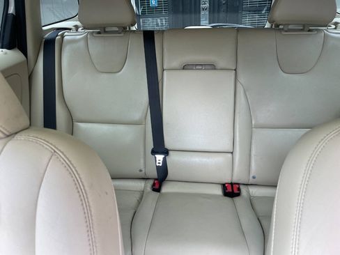 Used 2015 Volvo XC60 T5 Platinum FWD image 22
