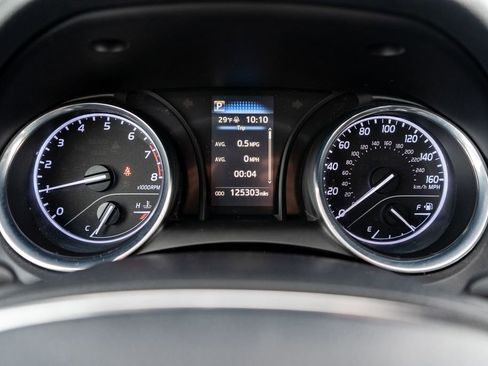 Used 2019 Toyota Camry SE image 23