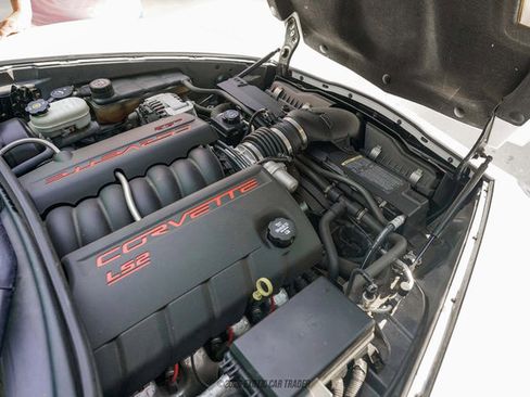 Used 2005 Chevrolet Corvette Convertible w/ Preferred Equipment Group RWD image 25