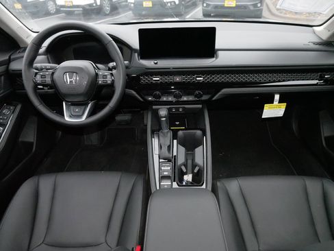 Certified 2025 Honda Accord Touring image 10