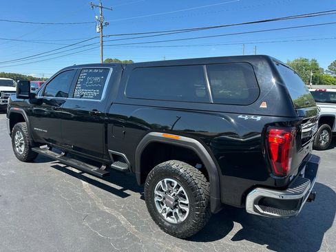 Used 2022 GMC Sierra 2500 SLE w/ SLE Convenience Package image 8