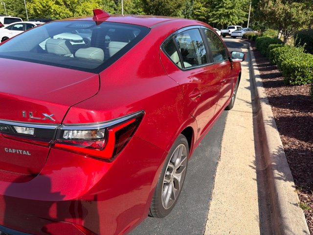 Used 2019 Acura ILX FWD image 10