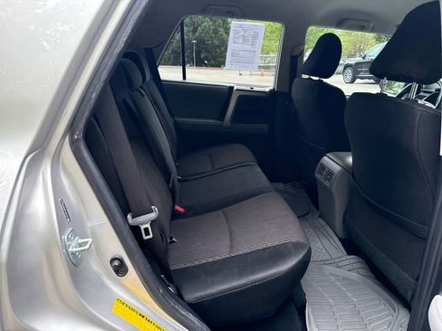 Used 2010 Toyota 4Runner SR5 RWD image 10