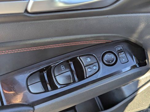 Certified 2023 Nissan Altima 2.5 SR image 29