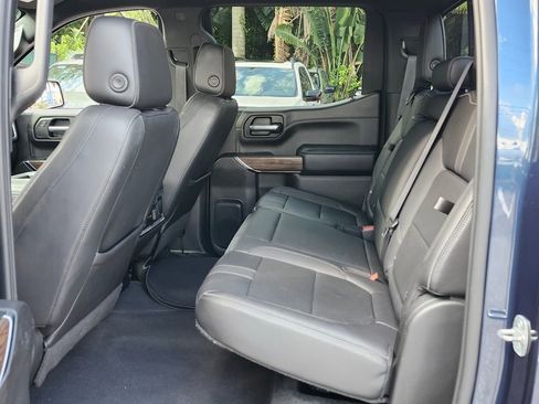 Used 2021 Chevrolet Silverado 1500 High Country image 7