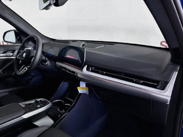 New 2027 BMW X1 xDrive28i AWD/4WD image 30