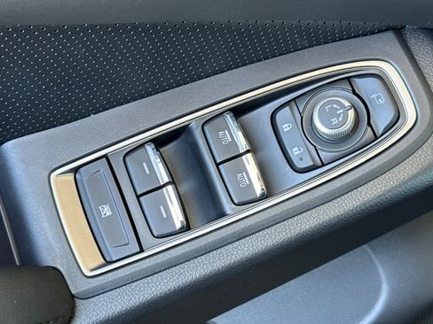 New 2026 Subaru Ascent Touring AWD/4WD image 11