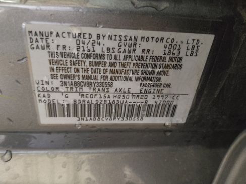 Used 2024 Nissan Sentra SV FWD image 33
