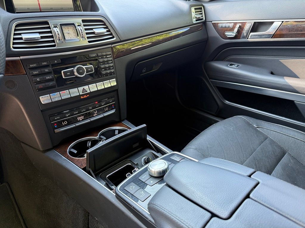 Used 2015 Mercedes-Benz E 550 Cabriolet image 20