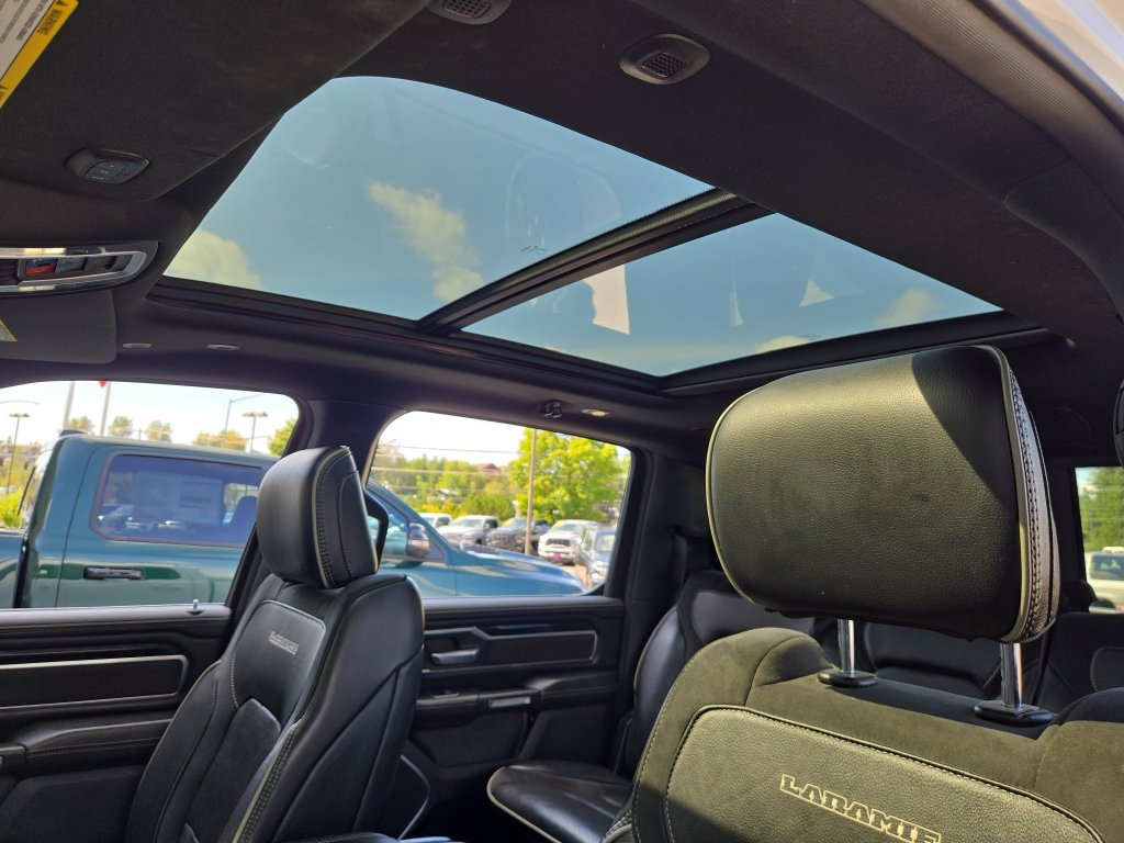 Used 2021 RAM 1500 Laramie AWD/4WD image 28