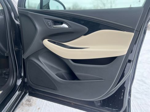 Used 2017 Buick Envision Preferred image 38