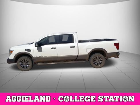 Used 2019 Nissan Titan Platinum Reserve w/ Platinum Utility Package AWD/4WD image 7