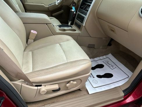 Used 2007 Mercury Mountaineer AWD image 12