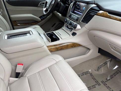 Used 2017 GMC Yukon Denali w/ Open Road Package image 19