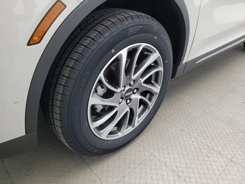 Used 2022 Lincoln Corsair AWD w/ Equipment Group 101A image 31