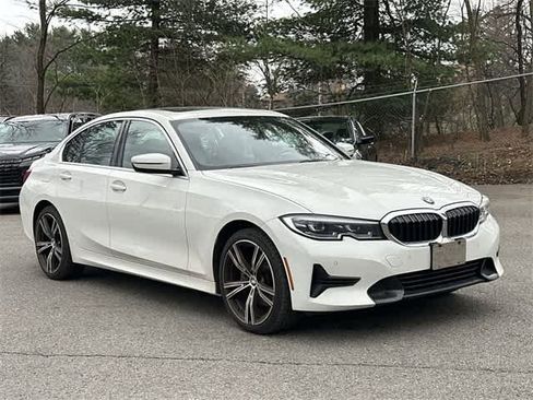 Used 2020 BMW 330i xDrive Sedan w/ Premium Package image 29