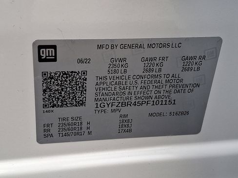 Used 2023 Cadillac XT4 Luxury w/ Cold Weather Package image 27