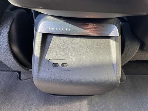 Used 2024 Cadillac Lyriq Tech image 15