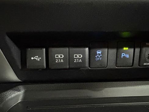 Used 2021 Toyota Tundra 1794 Edition image 19