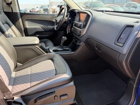 Used 2016 Chevrolet Colorado Z71 AWD/4WD image 14