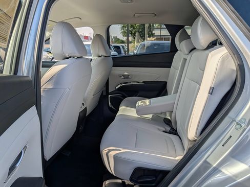 Certified 2025 Hyundai Tucson SEL AWD/4WD image 13