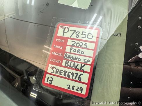 Used 2025 Ford Bronco Sport Outer Banks w/ Outer Banks Tech Package+ image 28