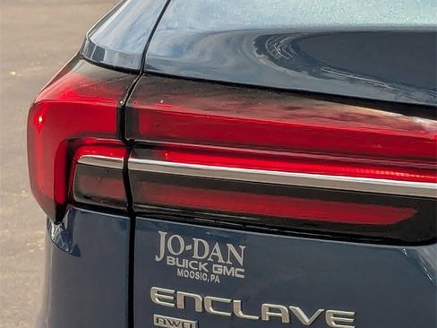 New 2025 Buick Enclave Preferred image 26
