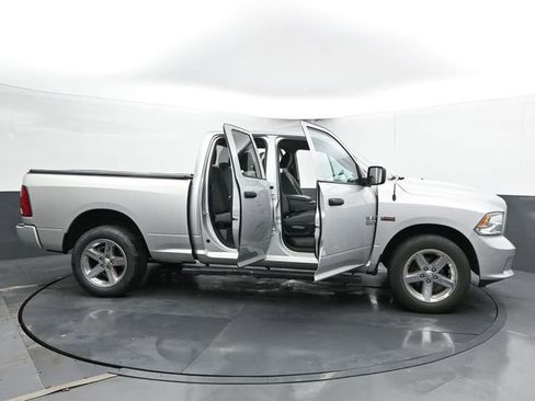 Used 2017 RAM 1500 Express image 58