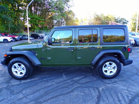 Used 2023 Jeep Wrangler Unlimited Sport AWD/4WD image 12
