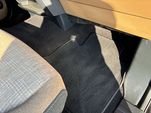 Used 2022 Ford F150 XLT image 51