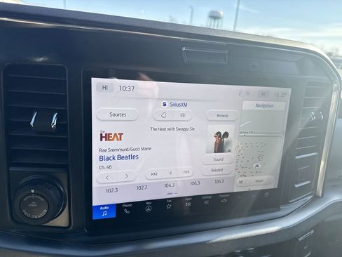 Used 2025 Ford F350 Platinum image 28