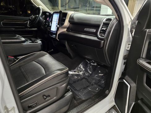 Used 2024 RAM 2500 Laramie image 42