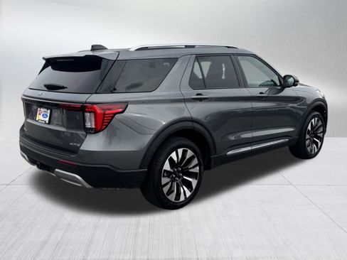 Certified 2025 Ford Explorer Platinum w/ LUX Leather Package image 7
