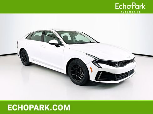 Used 2025 Kia K5 LXS image 1