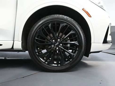 Used 2023 Lincoln Corsair Reserve w/ Jet Appearance Package image 16