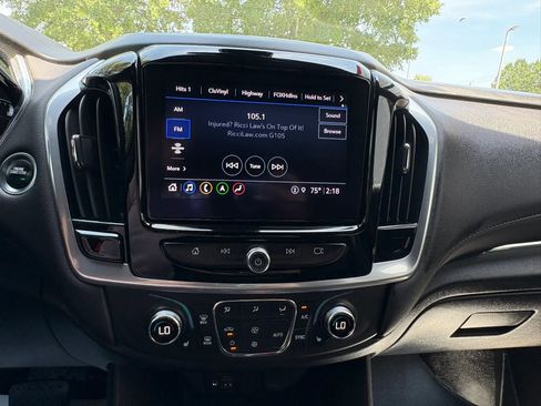 Used 2022 Chevrolet Traverse RS w/ LPO, 'HIT The Road' Package FWD image 43
