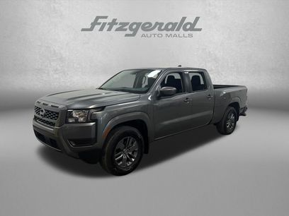 Used 2025 Nissan Frontier SV w/ Tow Package