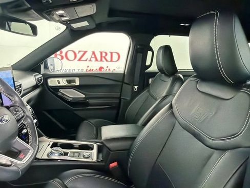 Used 2023 Ford Explorer ST w/ Equipment Group 401A AWD/4WD image 11