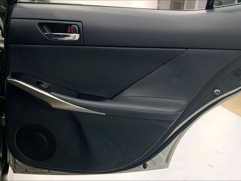 Used 2014 Lexus IS 250 RWD image 12