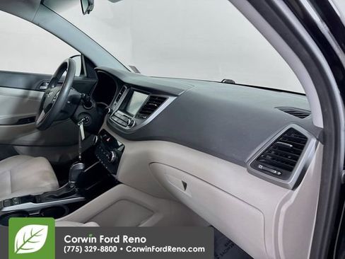 Used 2018 Hyundai Tucson SEL image 27