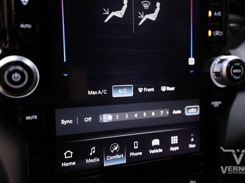 New 2026 RAM 3500 Tradesman AWD/4WD image 28