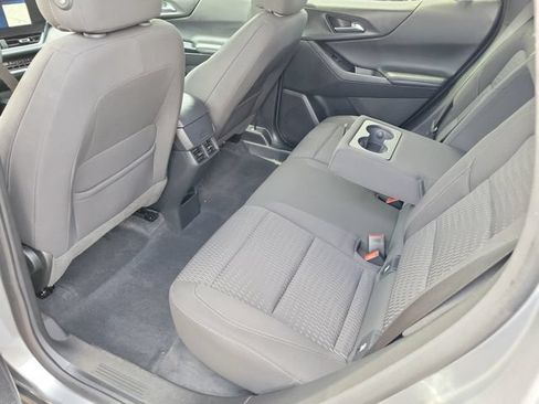 Used 2025 Chevrolet Equinox LT w/ Safety and Technology Package FWD image 24