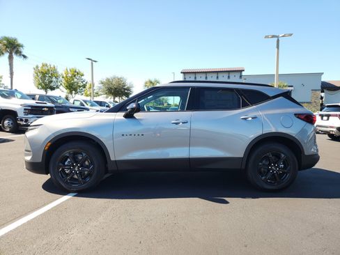 New 2025 Chevrolet Blazer LT w/ Midnight/Sport Edition image 3