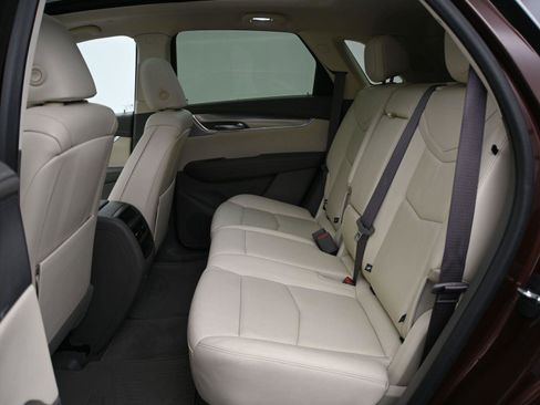 Used 2023 Cadillac XT5 Premium Luxury AWD/4WD image 10