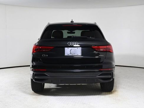 Used 2025 Audi Q3 2.0T Premium w/ Convenience Package image 4