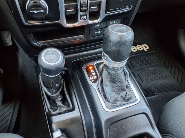 Used 2022 Jeep Wrangler Unlimited Sport AWD/4WD image 26
