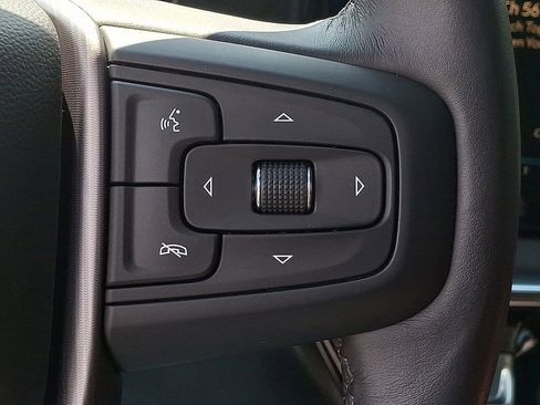 Used 2024 GMC Sierra 2500 Denali Ultimate AWD/4WD image 18